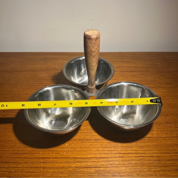 Vintage 18-8 Stainless Steel 3 Bowl mcm Condiment Serving Trio Wood Handle - Picture 5 of 9